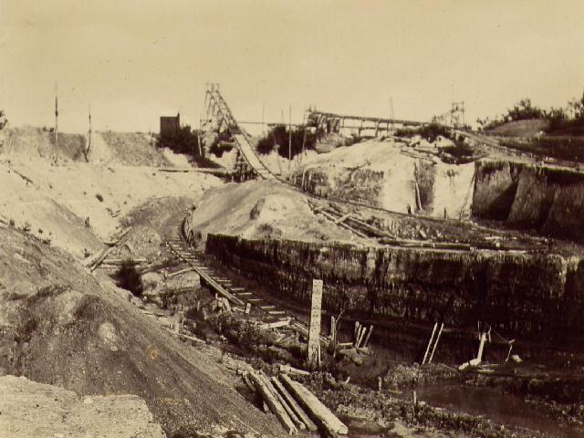Open pit, 1901, in the Bovey Basin