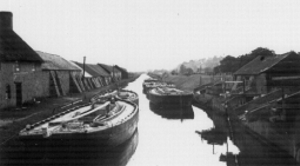 Barges at the Teignbridge clay cellars 